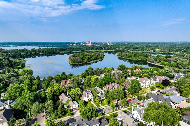 Minneapolis MN neighborhood water damage restoration service